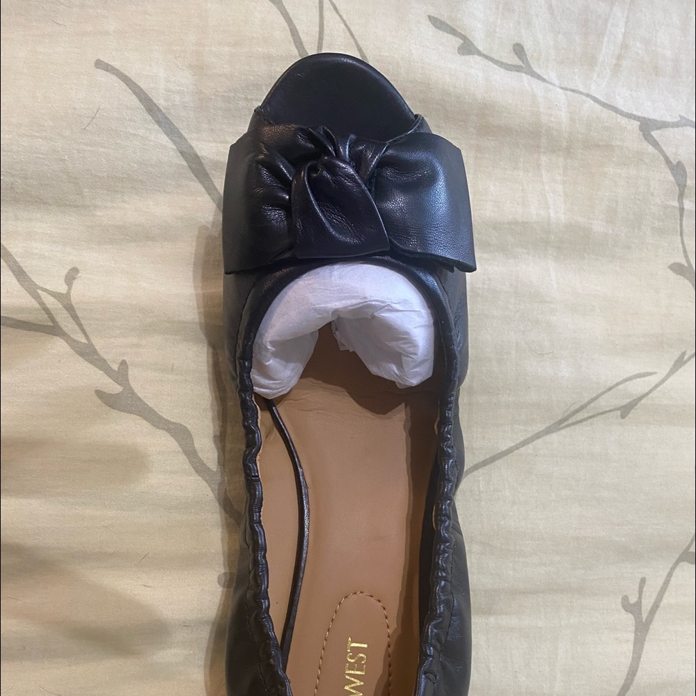 Nine West Flats Size 11 - New